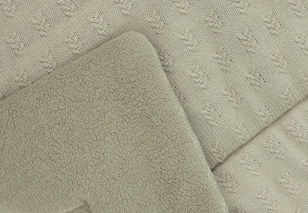 Maniežo kilimėlis 75×95cm „Grain Knit“, alyvuogių žalios spalvos