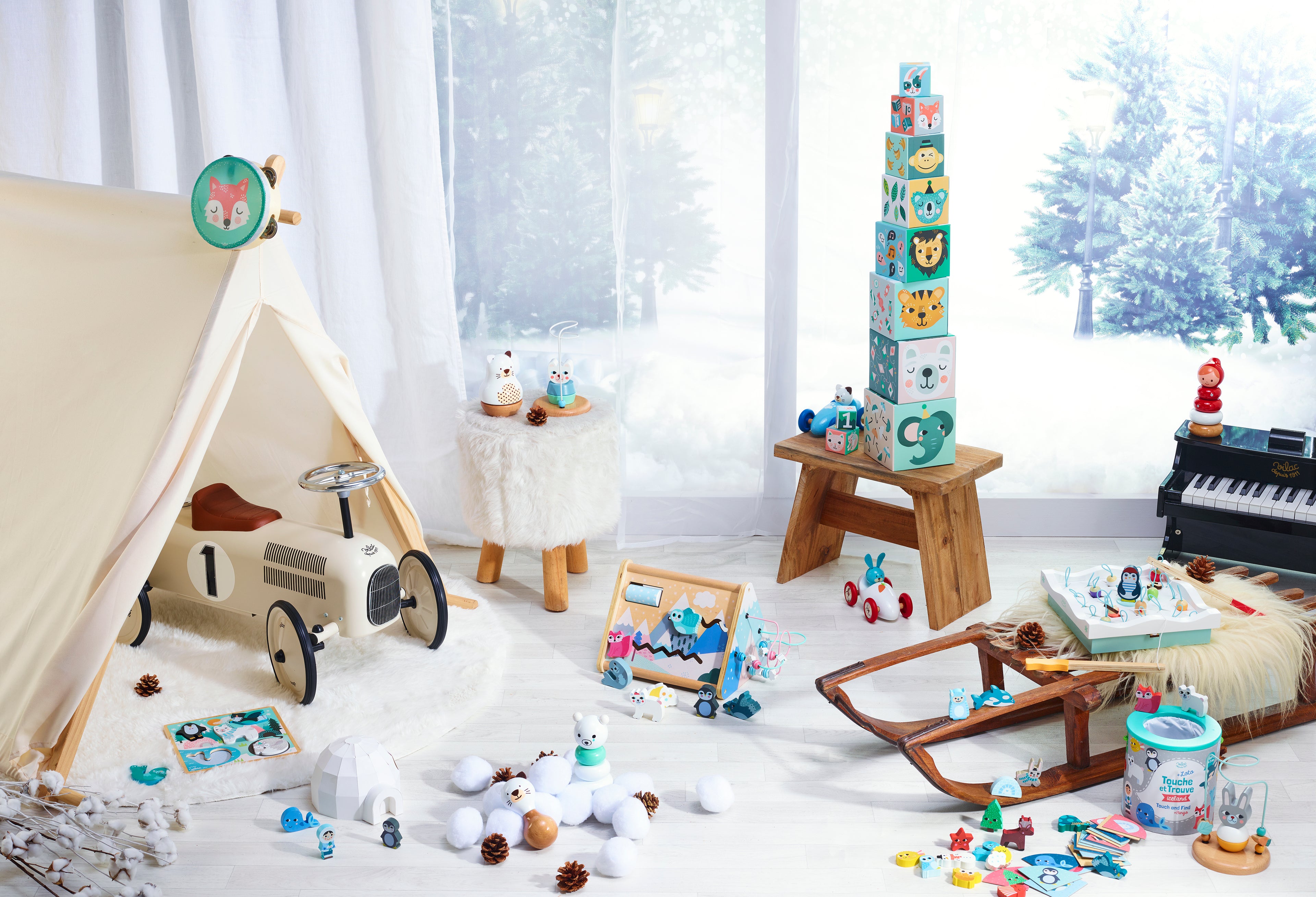 Vintažinė metalinė paspiriama mašinėlė (kreminė balta)