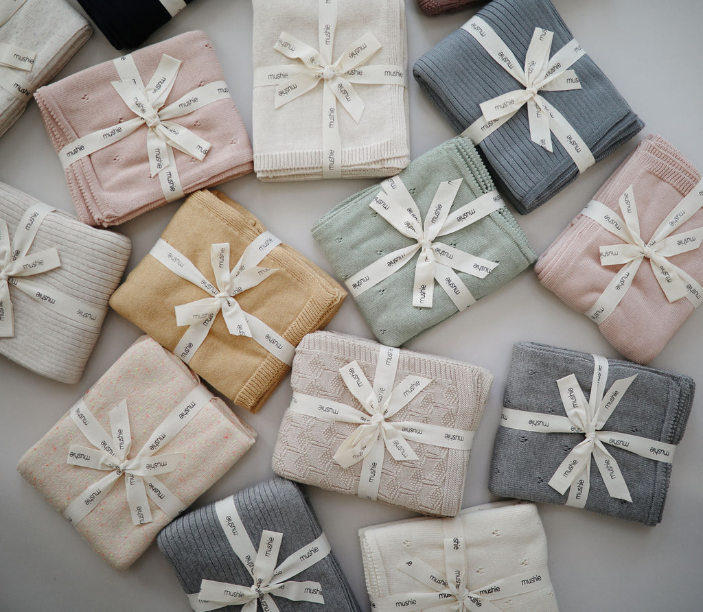 Megztas kūdikio pledukas „Textured Dots“ – Mustard Melange