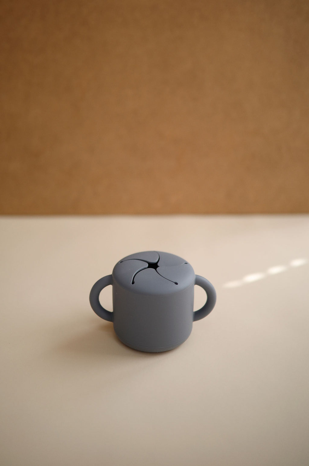 Silikoninė užkandžių taurė „Snack Cup“ – Stone