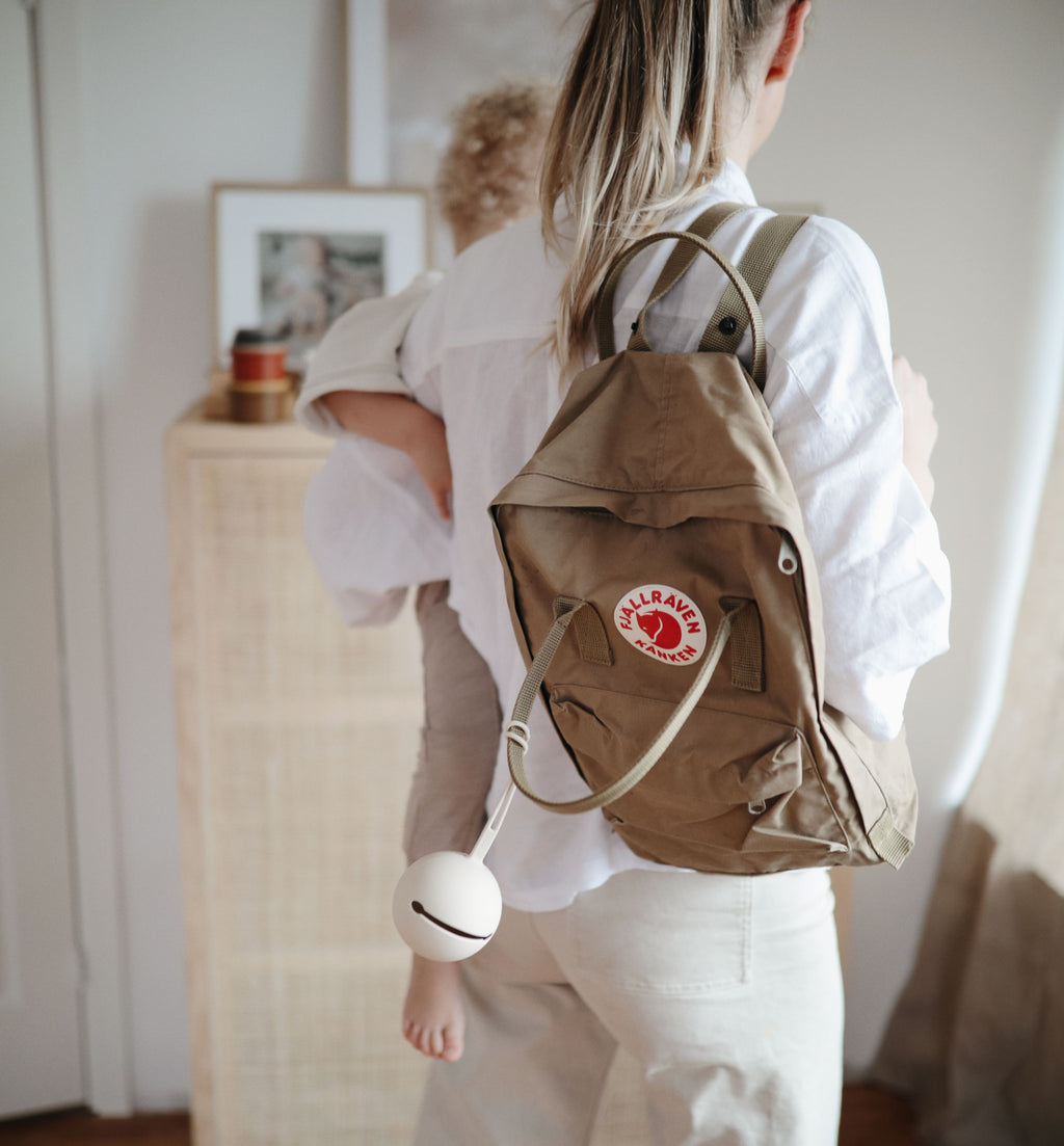 Čiulptukų silikoninis dėklas - Švelni geltona