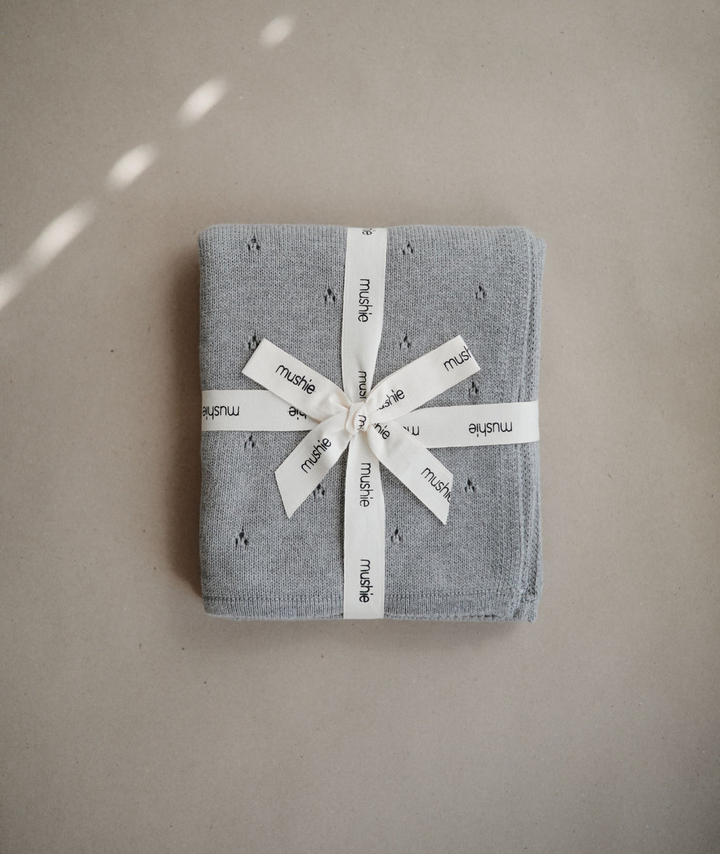 Megztas kūdikio pledukas „Pointelle“ – Gray Melange