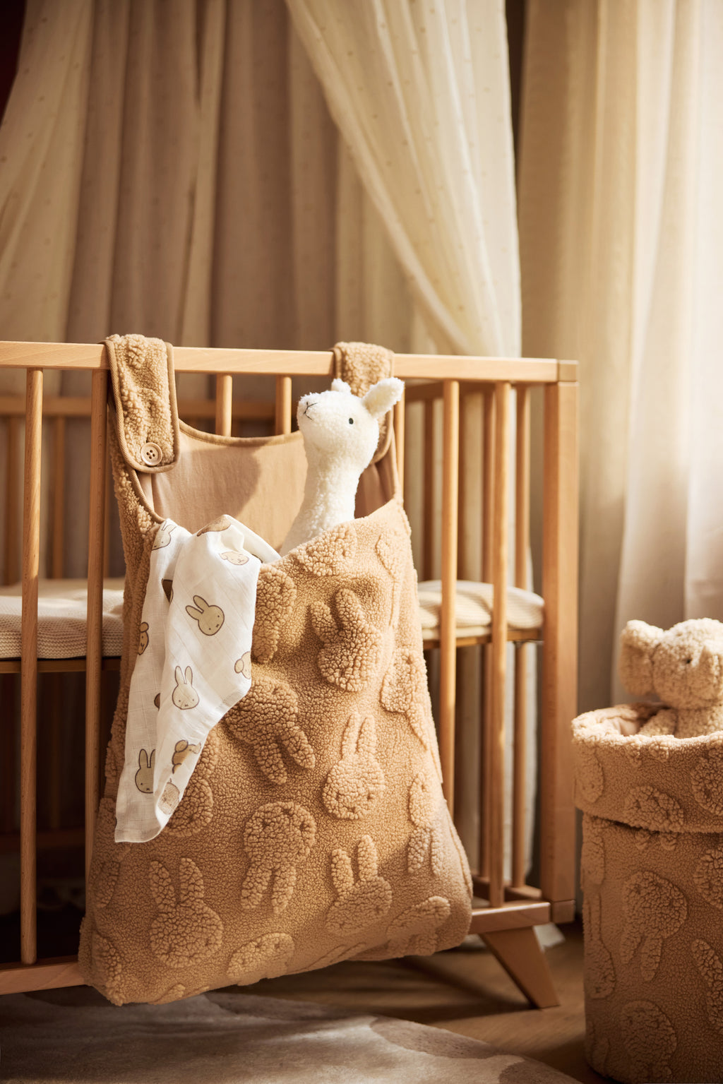 Maniežo daiktų krepšys „Miffy Jacquard Teddy“, biskvito spalvos