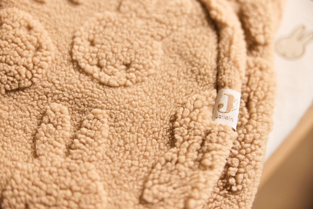 Vystymo antklodė „Miffy Jacquard Teddy“, biskvito spalvos