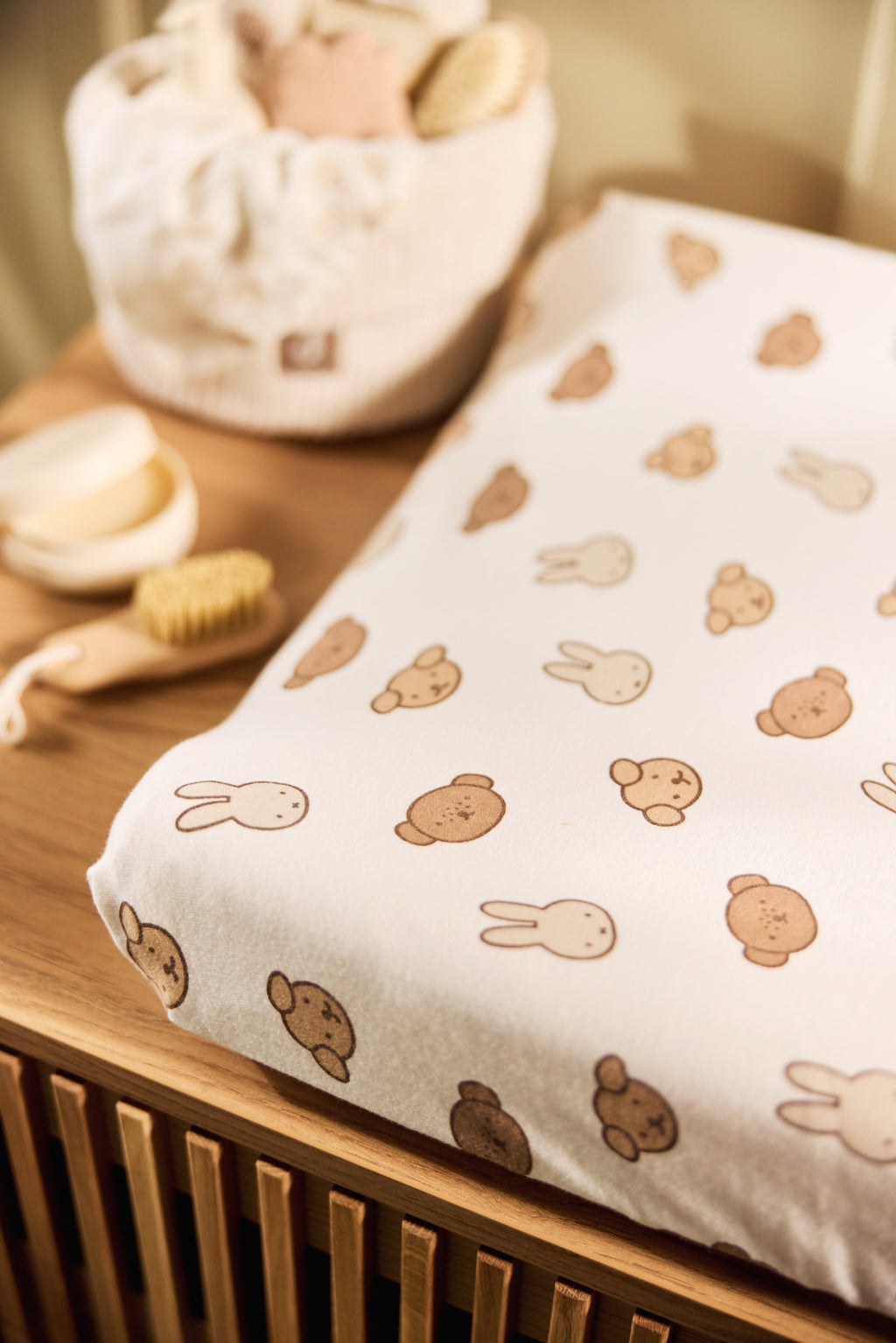 Vystymo antklodė „Miffy Jacquard Teddy“, biskvito spalvos
