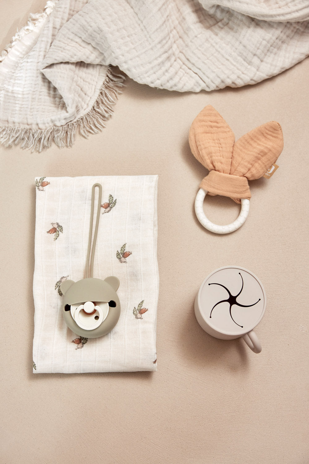 Silikoninis čiulptuko dėklas Ø 7cm, alyvuogių žalios spalvos