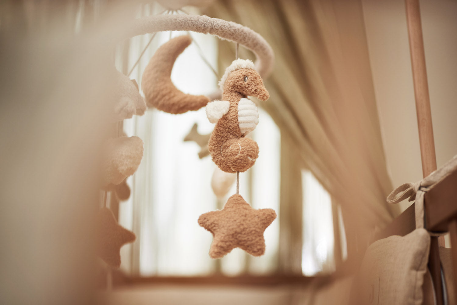 Kūdikio mobilis, įvairiaspalvis