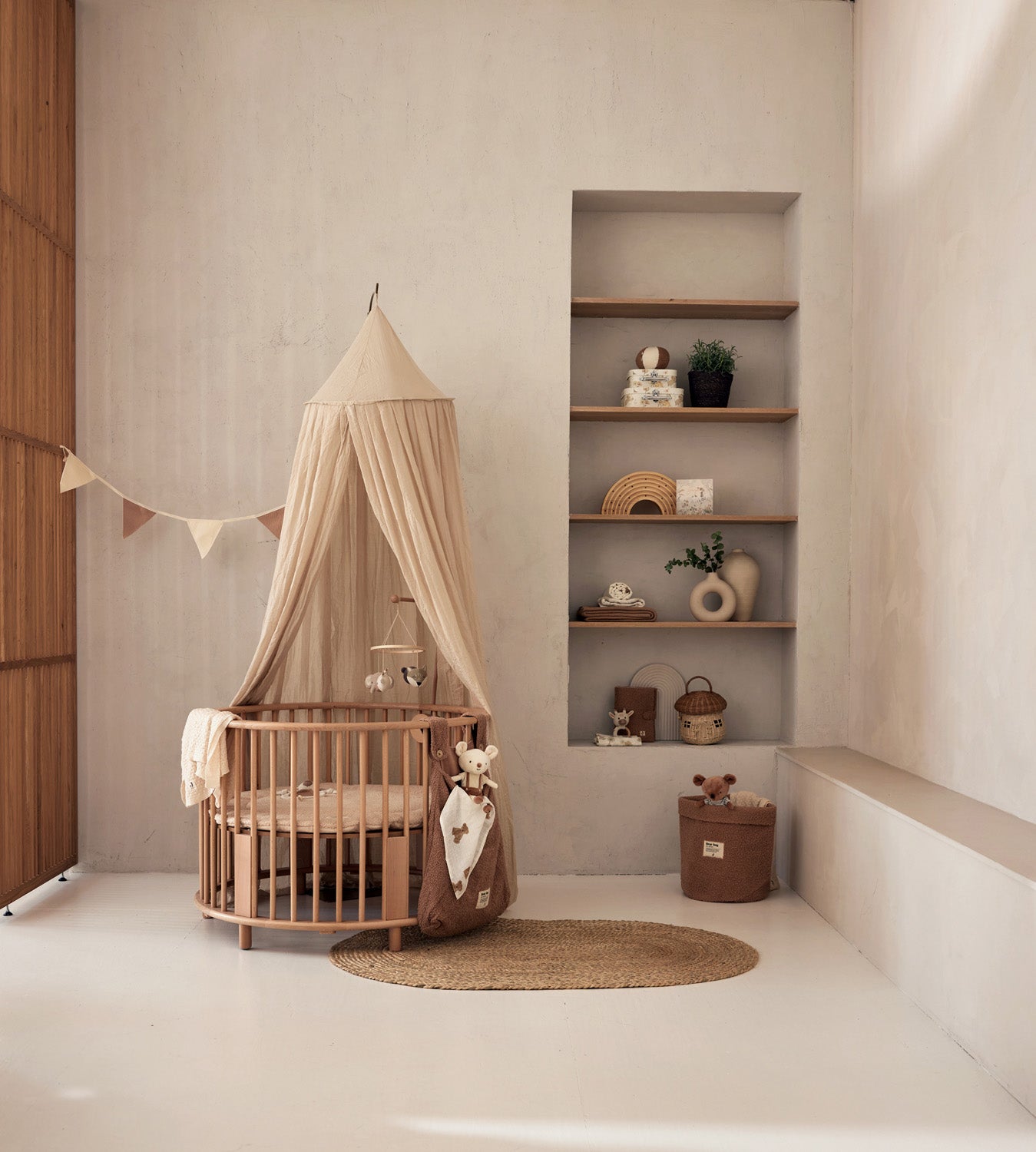 Minkštas žaislas – pelytė, baltos spalvos