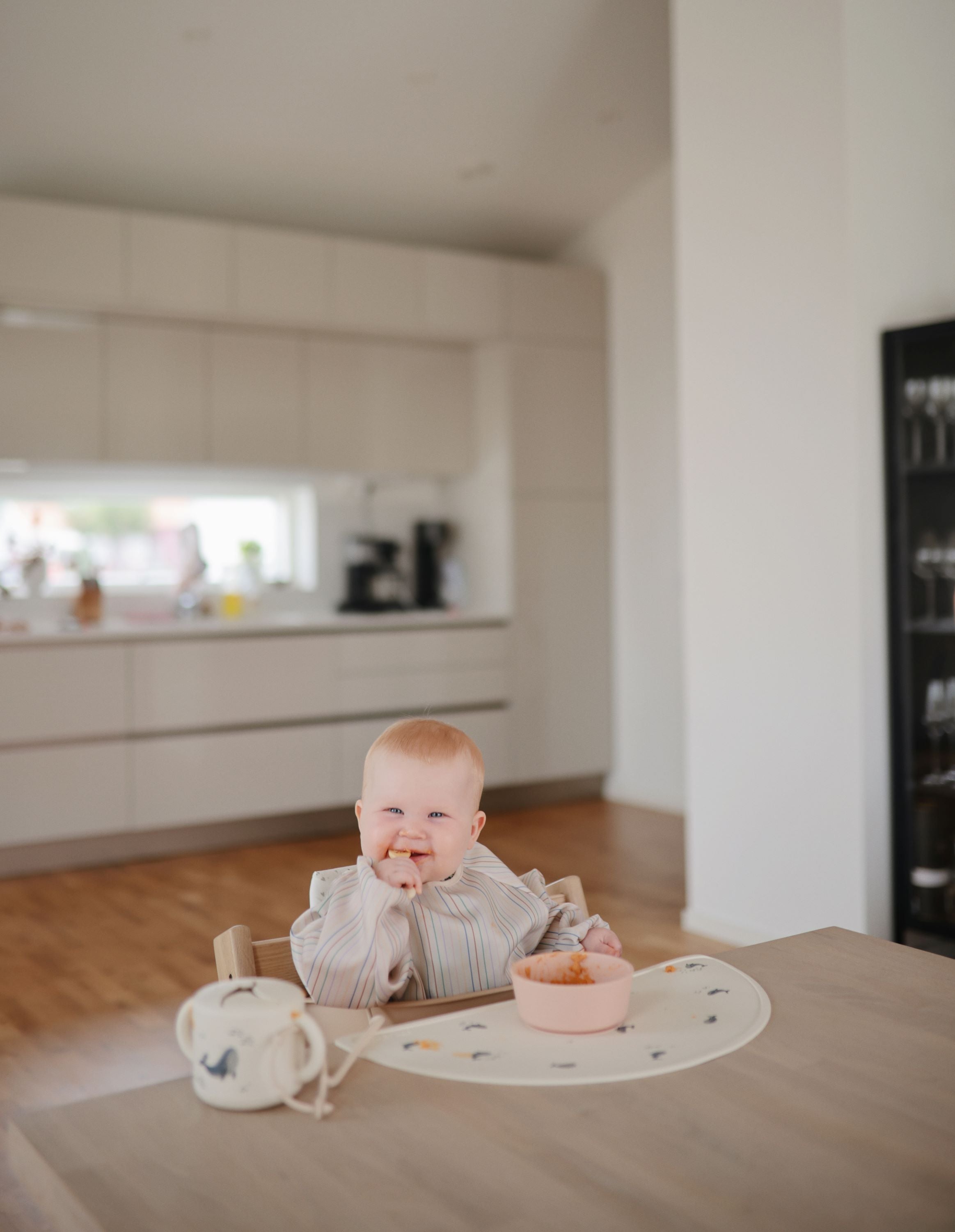 Silikoninis padėkliukas „Black Daisy“