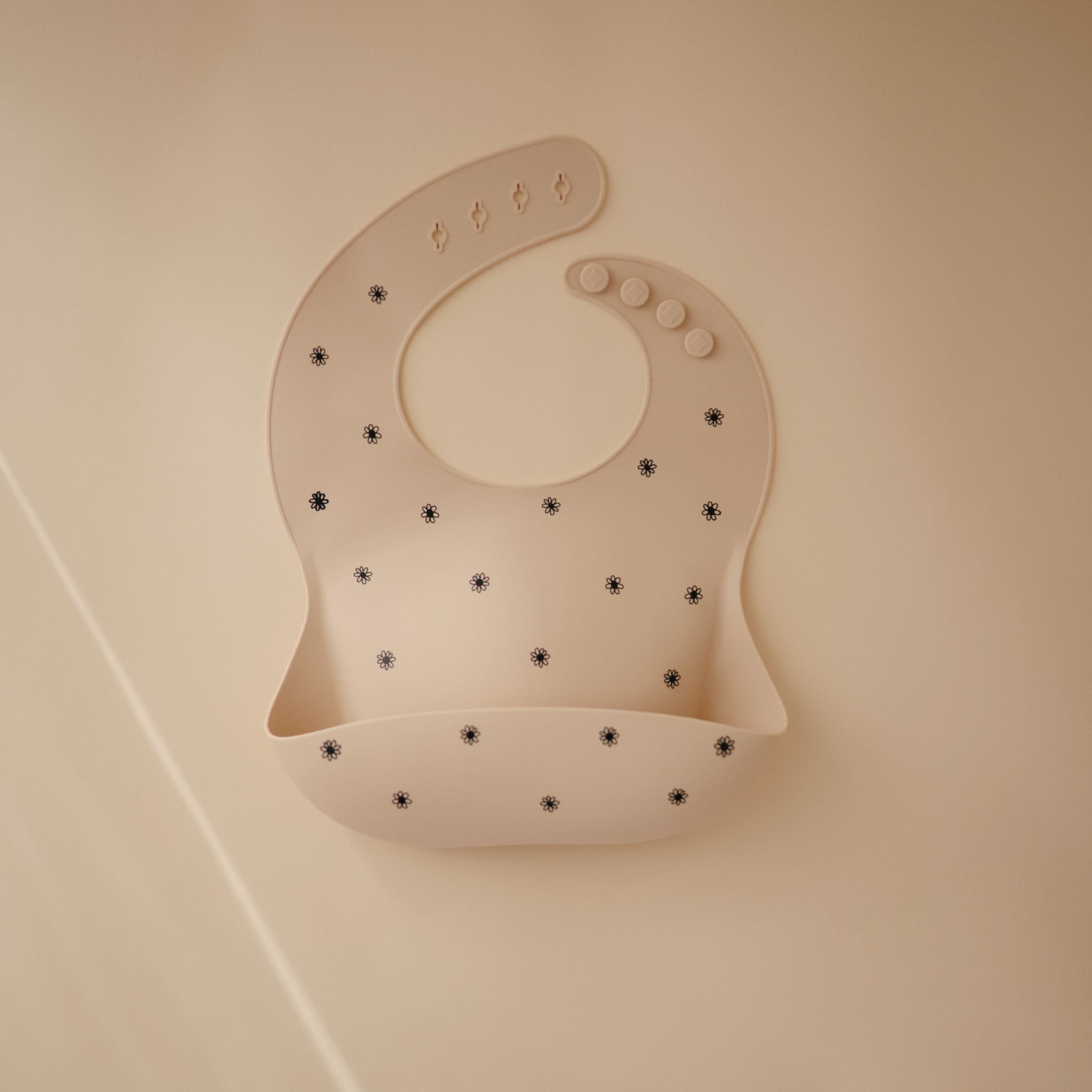 Silikoninis seilinukas „Black Daisy“