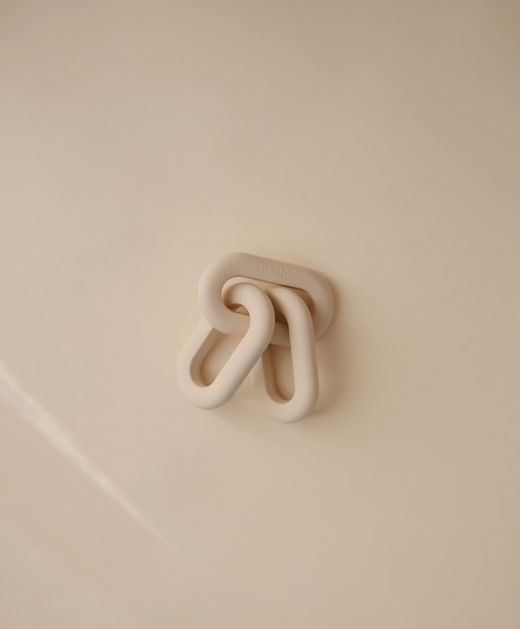 Mushie grandinėlių kramtukas „Links Teether“ – Shifting Sand