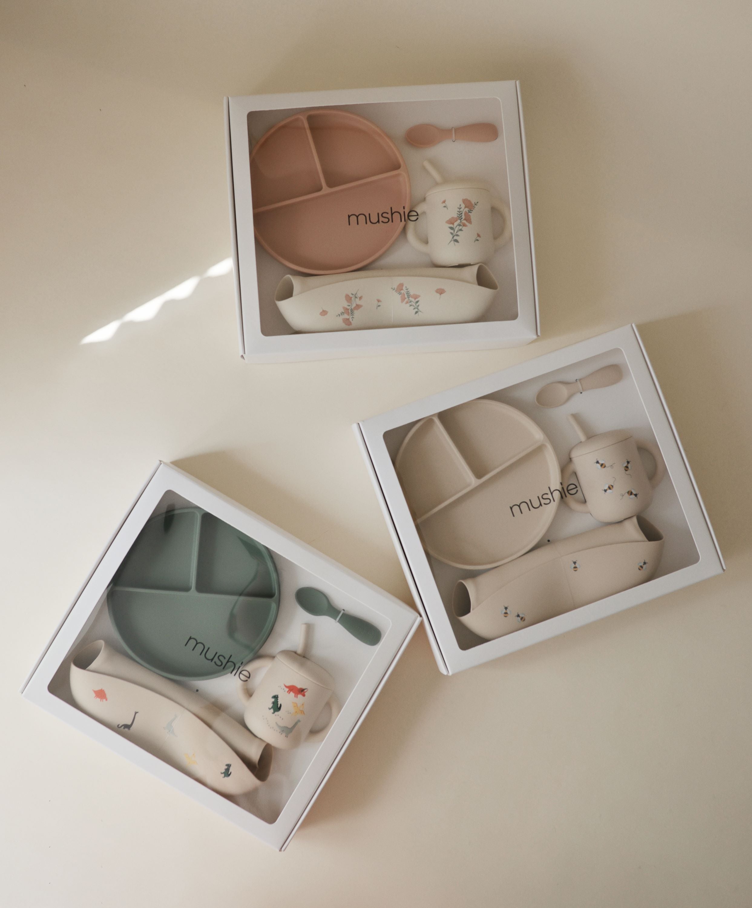 Silikoninis valgymo rinkinys vaikui – „Dinosaurs“