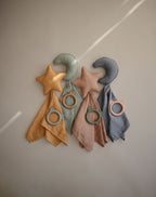 Migdukas „Lovey Cuddle Blanket“ – Star Fall Yellow