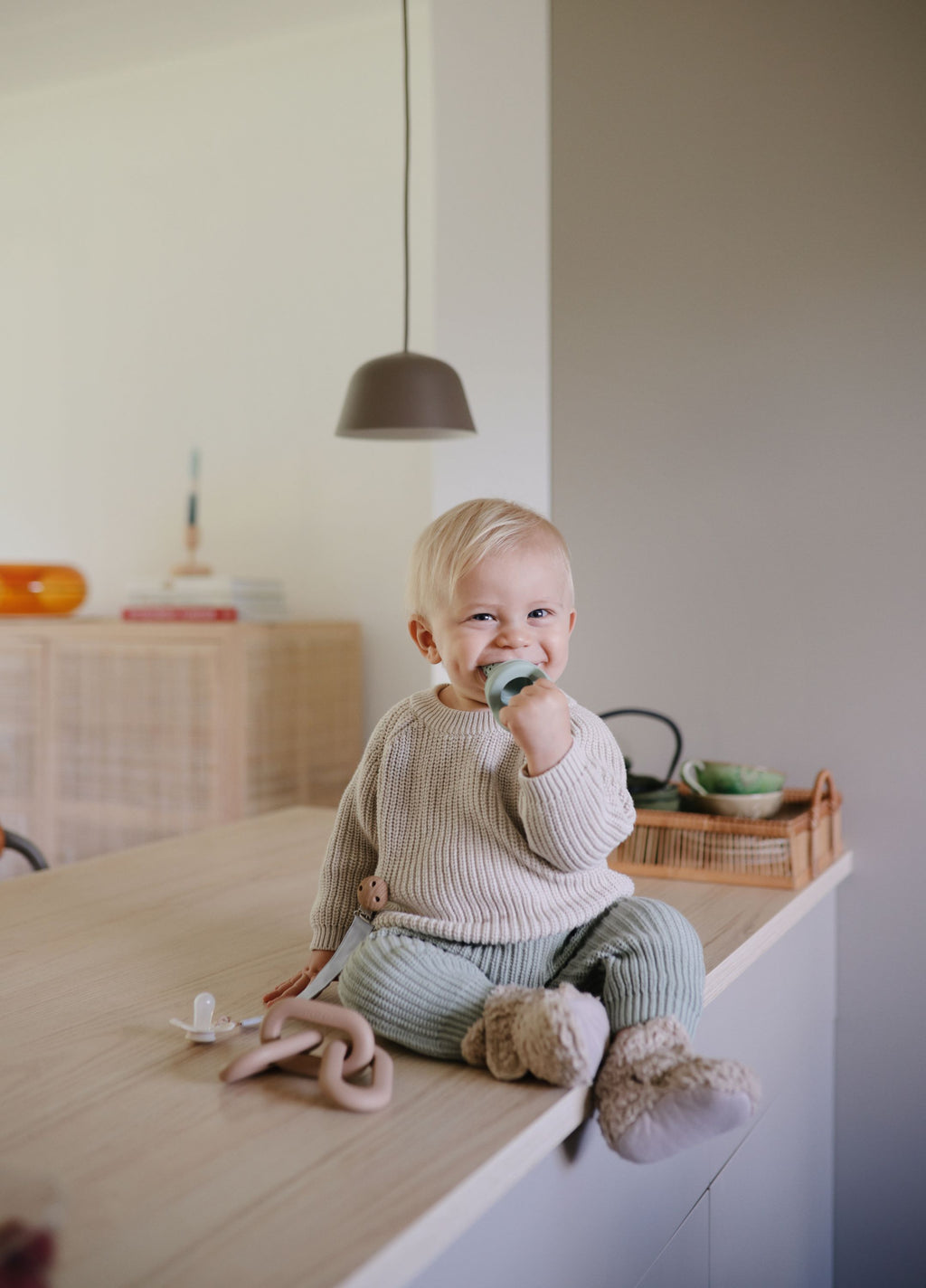 Mushie grandinėlių kramtukas „Links Teether“ – Shifting Sand