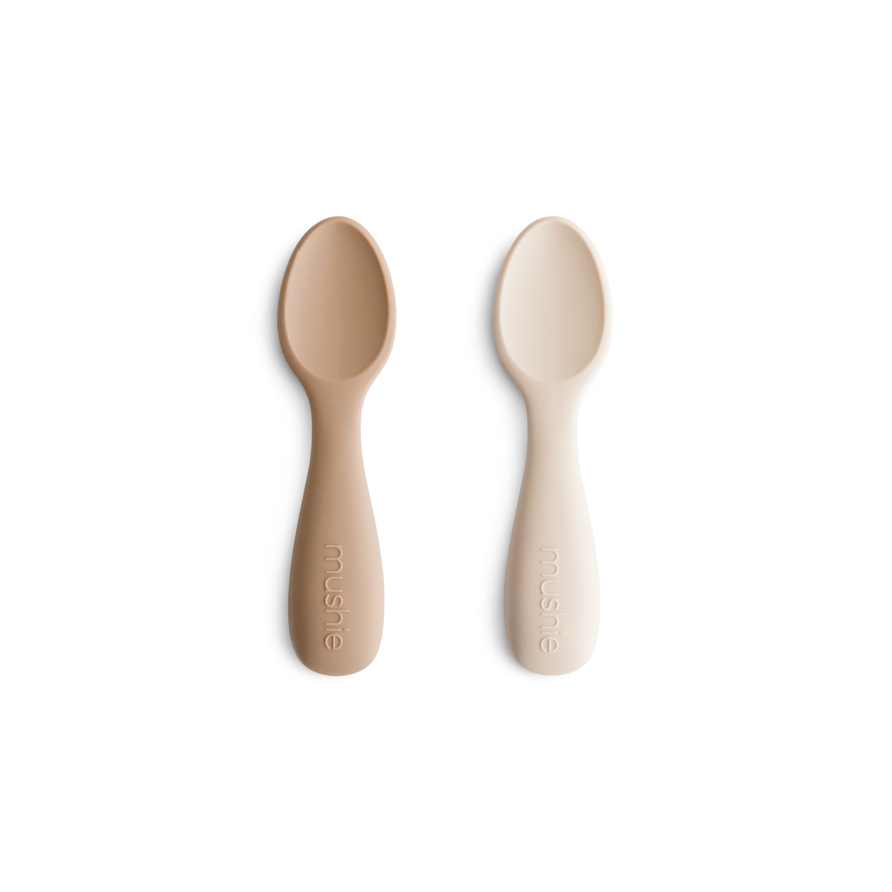 Silikoniniai pirmieji šaukšteliai „Toddler Starter Spoons“, 2 vnt. – Natural/Shifting Sand