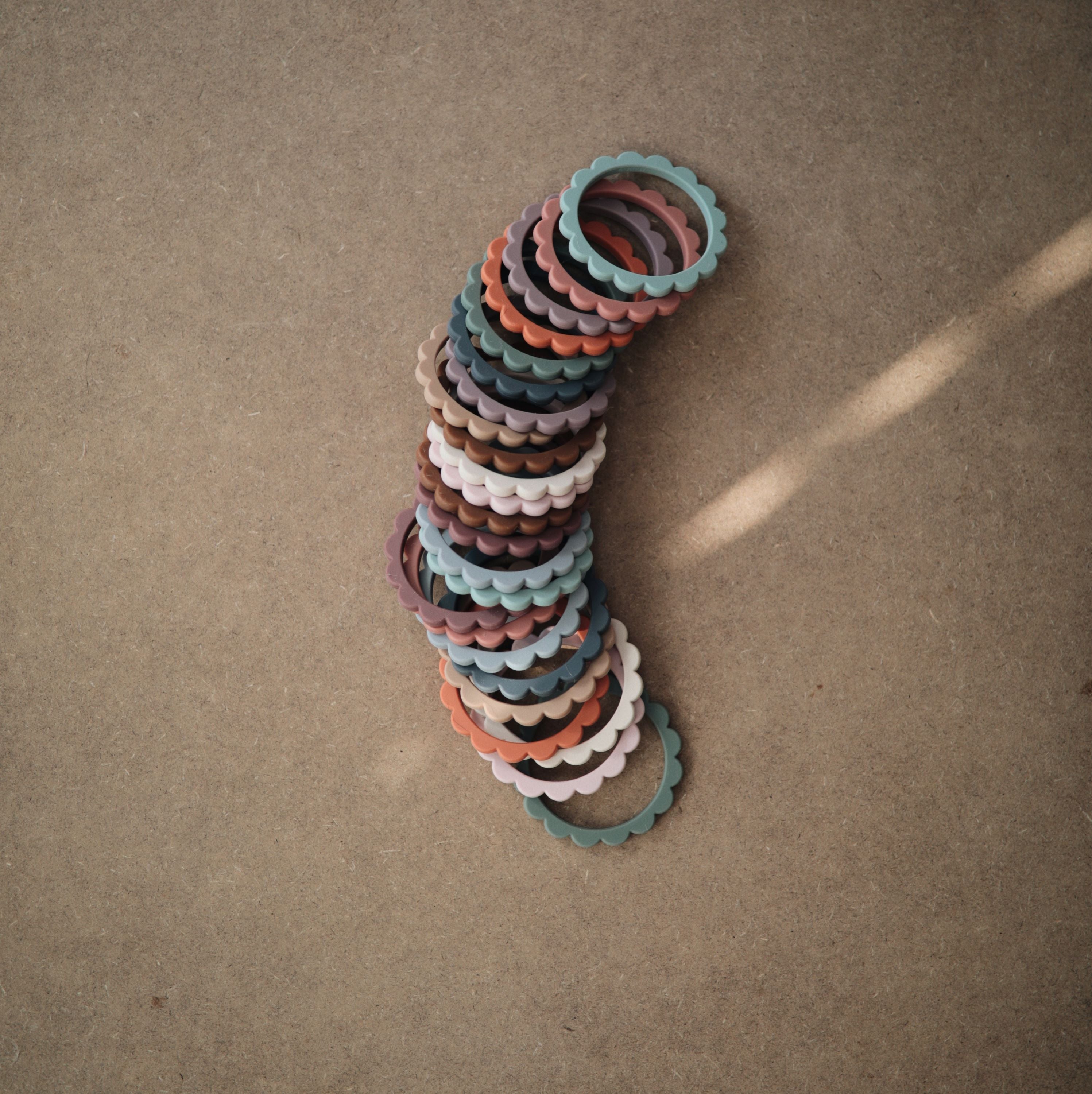 Kramtukų apyrankės „Flower“, 3 vnt. – Blush/Rose/Shifting Sand