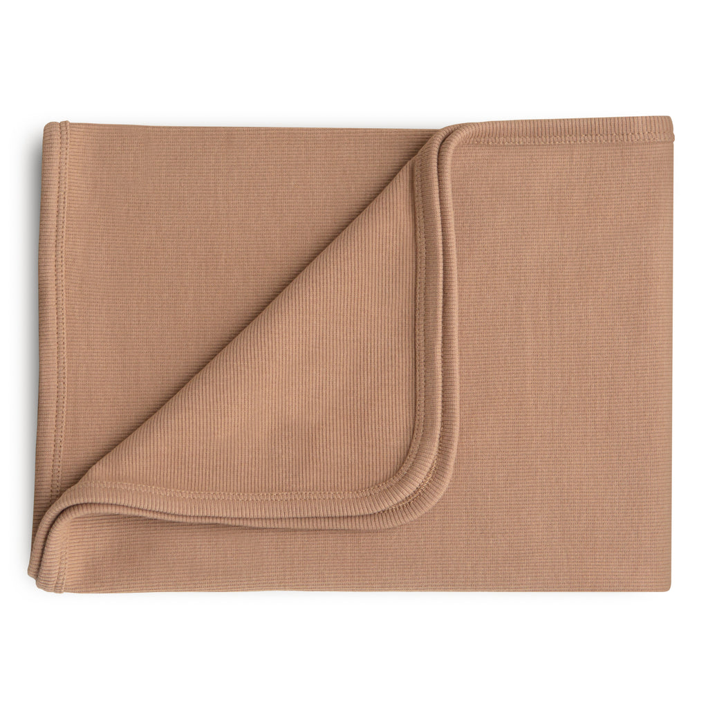 Mushie rumbuotas kūdikio pledukas „Ribbed Blanket“ – Tan