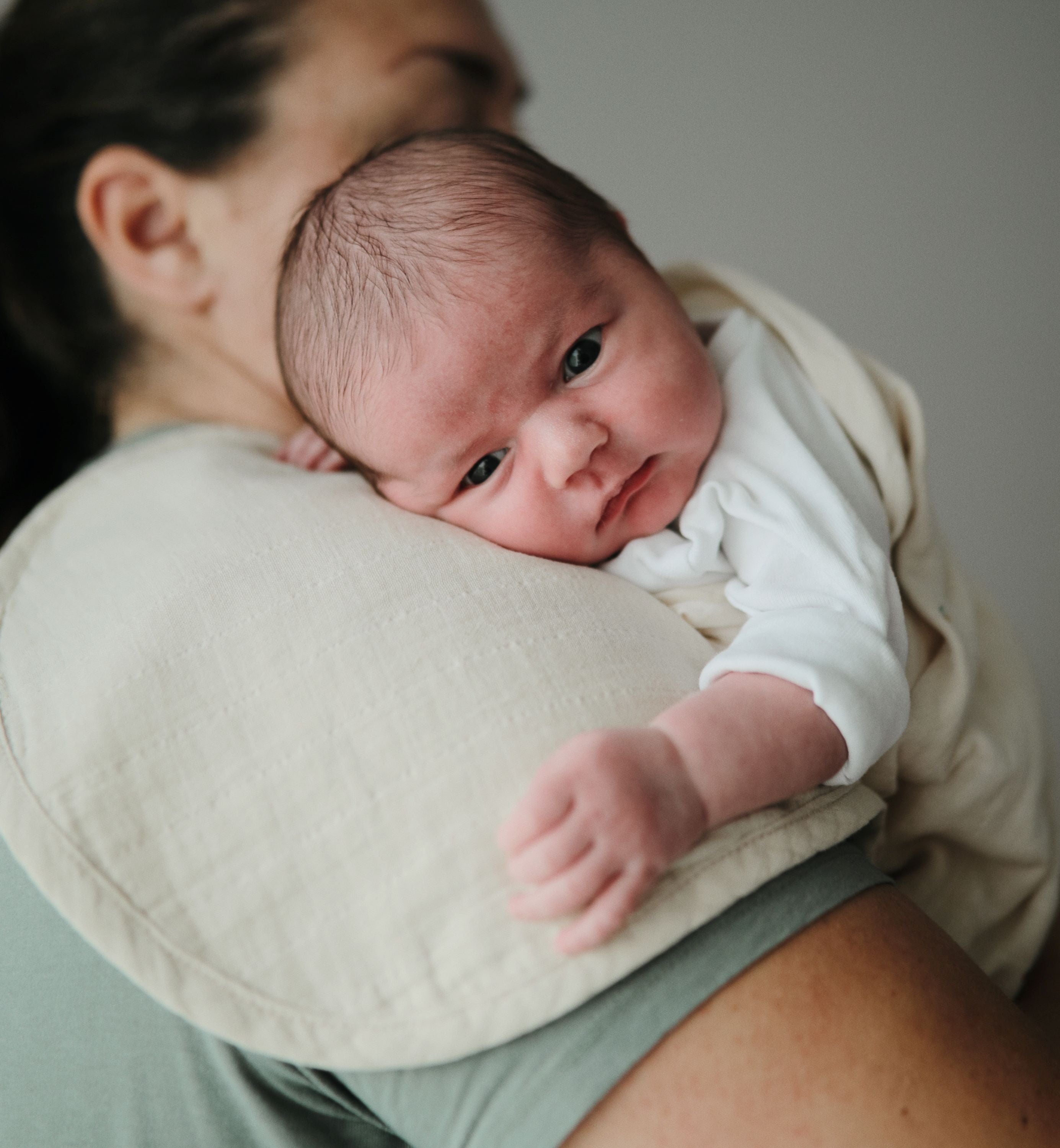 Mushie seilinukai nuo atpylimo „Burp Cloth“, 2 vnt. – Fall Yellow/Fog